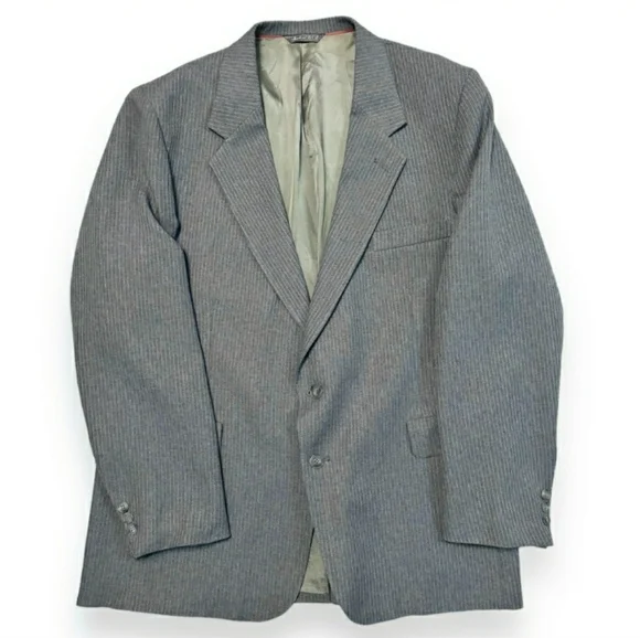 LEVI STRAUSS Business Class Grey Pinstripe Two Button Sport Coat Suits & Blazers